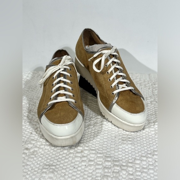 AQUATALIA Tan suede platform sneakers size 8 - Picture 3 of 10